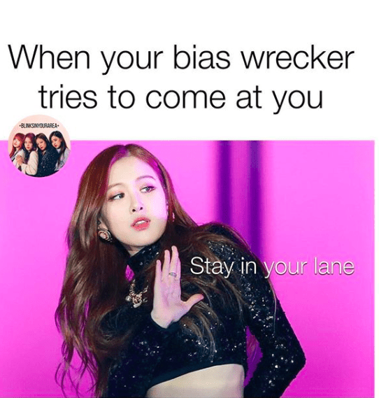 when your bias wrecker jisoo meme